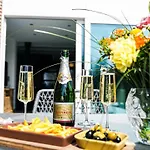 Casa de Férias Le Paradis D'henri *